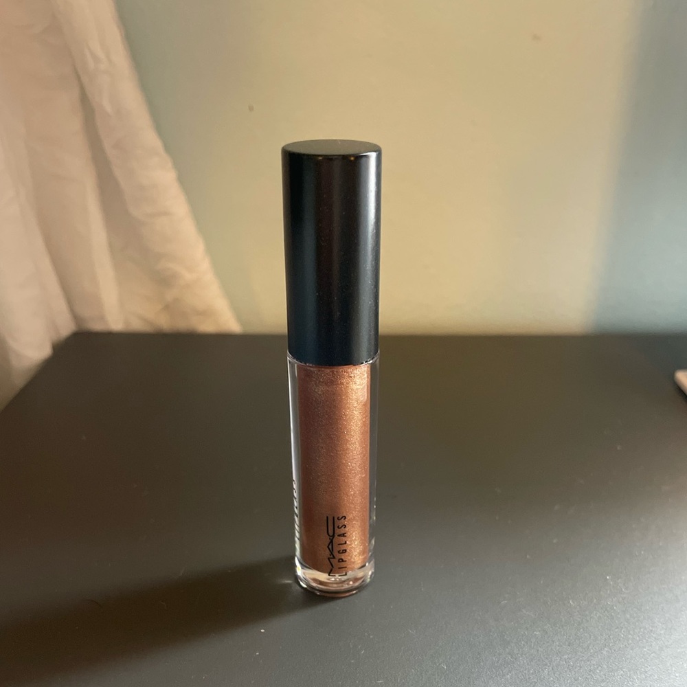 MAC Oh Baby lip gloss